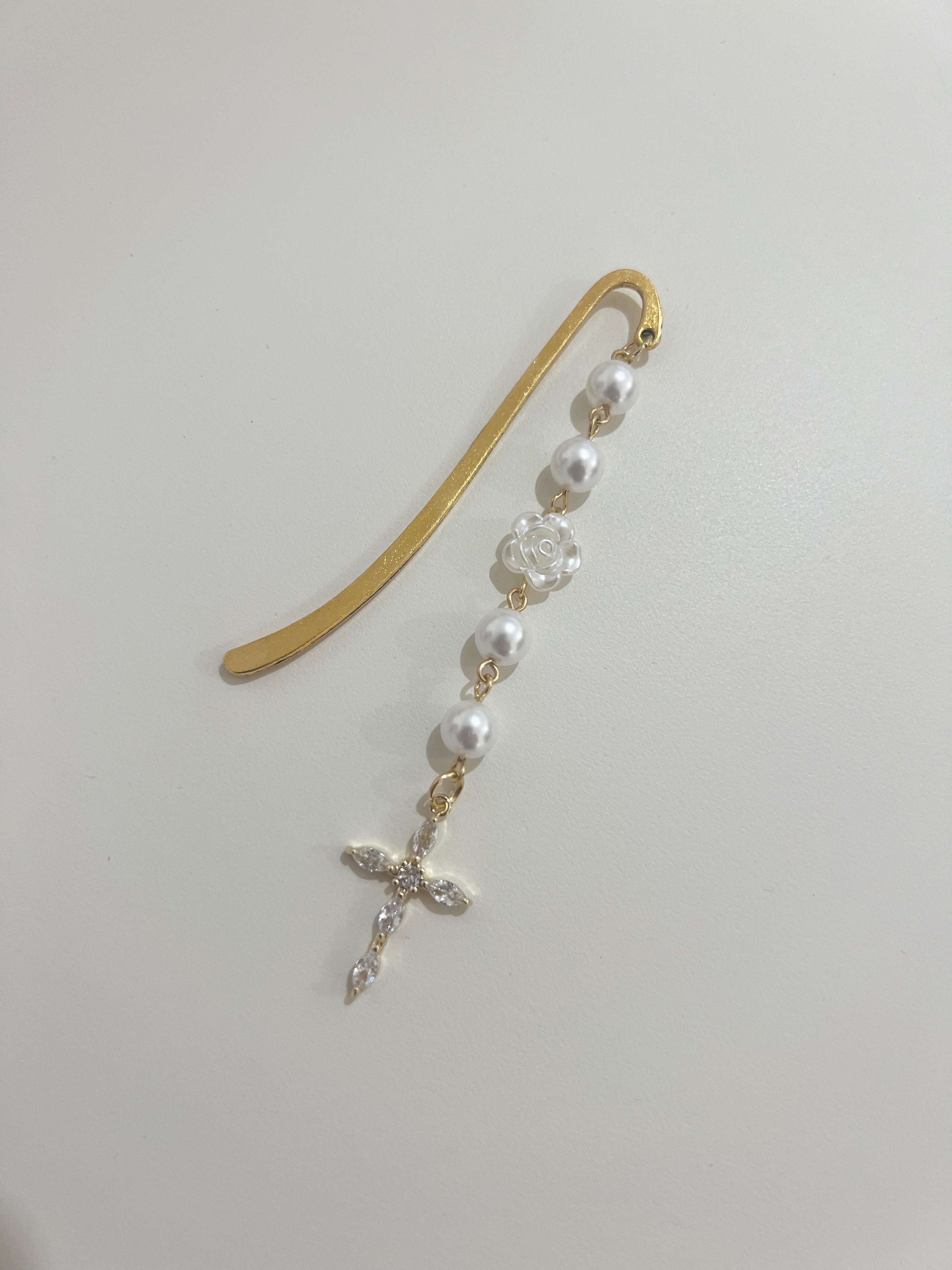 010 Mary’s Garden Bookmark