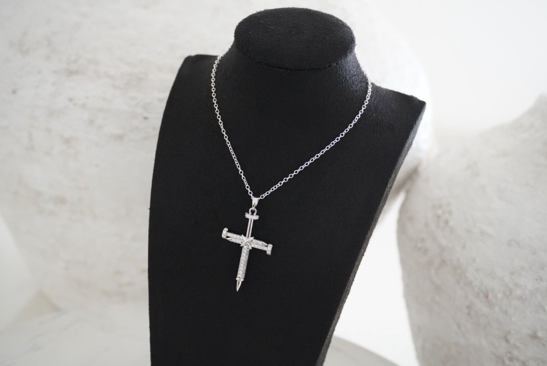 The Crucis Lux Necklace (Silver)