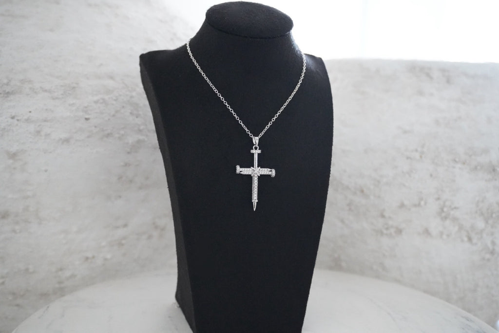 The Crucis Lux Necklace (Silver)
