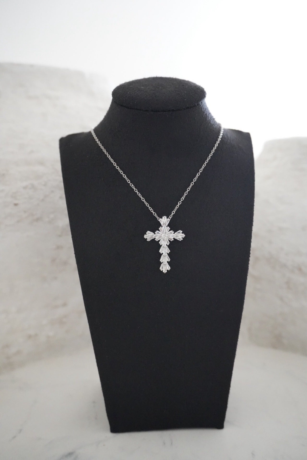 The Lumen Christi Cross Necklace (Silver) – Hearts Aflame